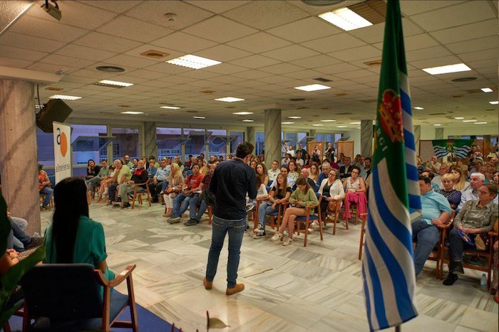 Almerienses presenta su campaña electoral en El Ejido ante más de 200 personas